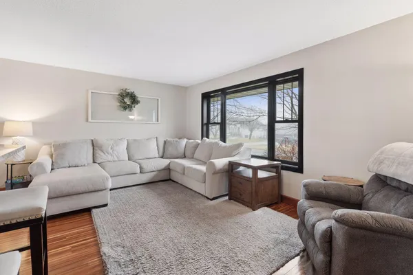 $469,900 | 316 Lakeview Terrace Boulevard, Waconia, MN 55387