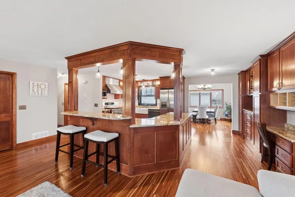 $469,900 | 316 Lakeview Terrace Boulevard, Waconia, MN 55387