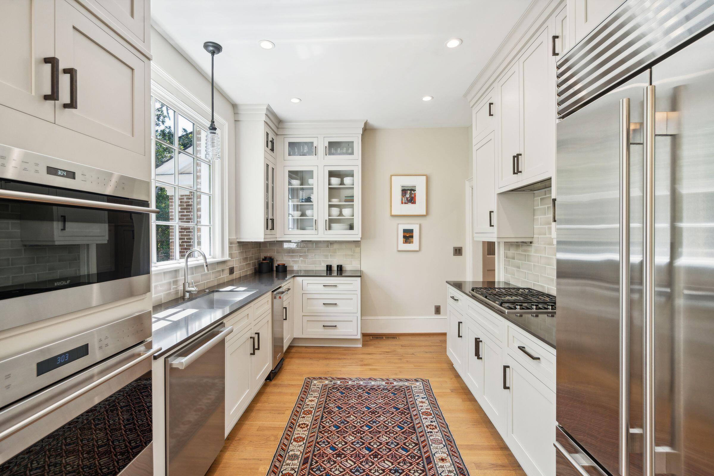 149 South Battery Charleston, SC 29401 - Photo 15 of 45 149 S Battery Kitchen