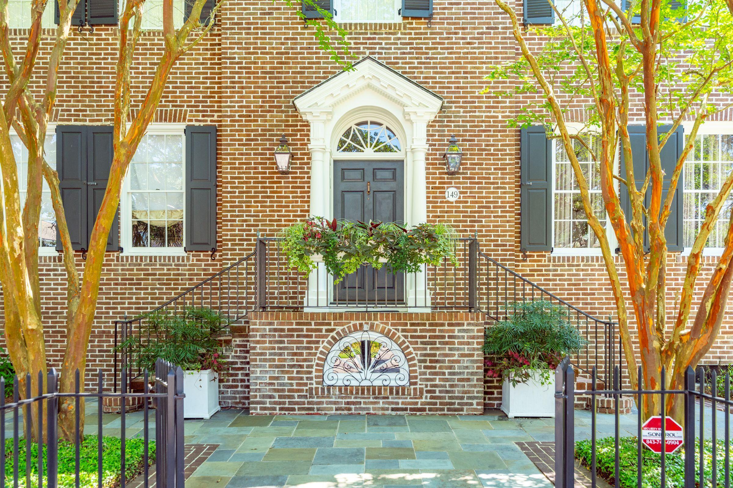 149 South Battery Charleston, SC 29401 - Photo 2 of 45 149 S Battery Exterior