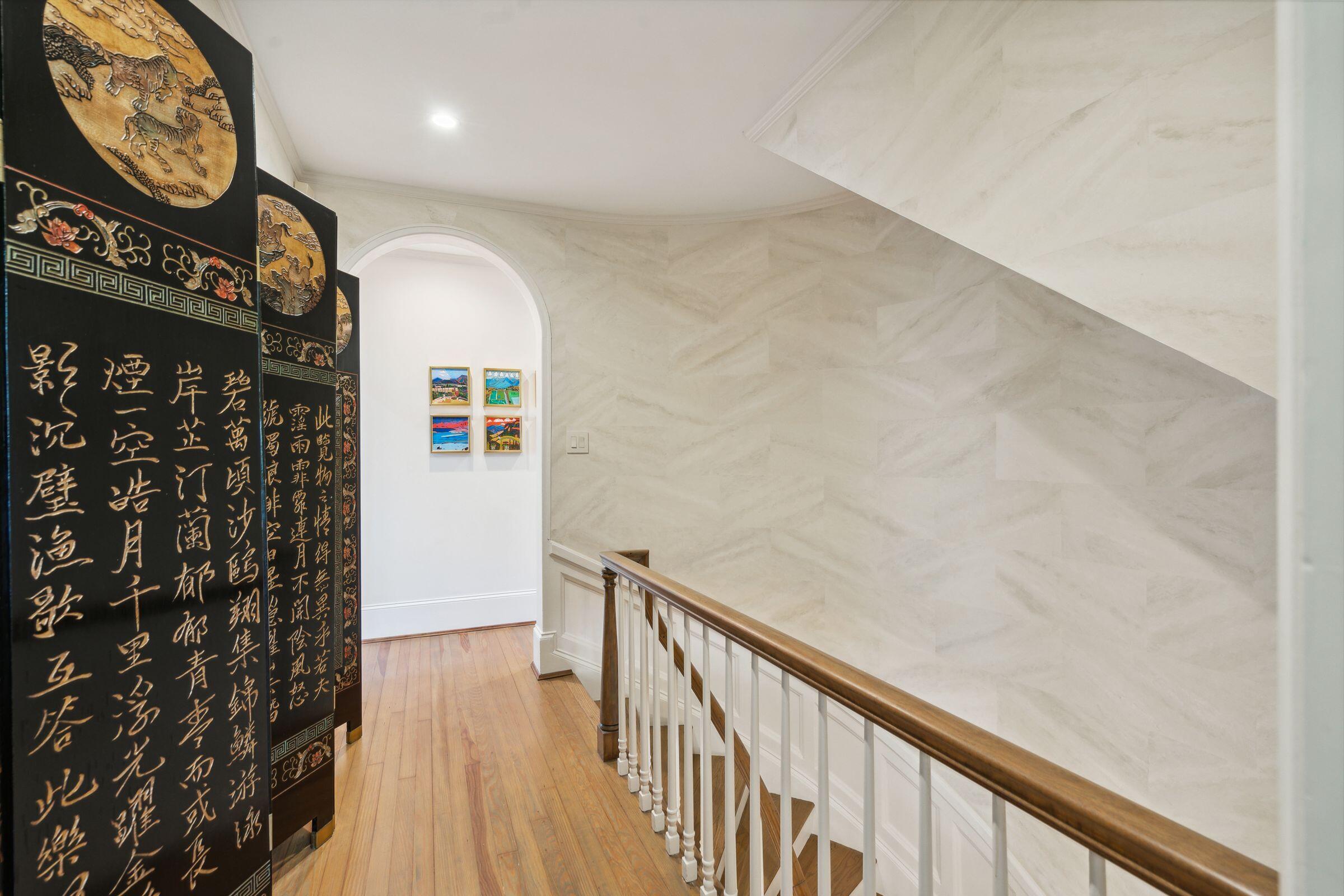 149 South Battery Charleston, SC 29401 - Photo 26 of 45 149 S Battery Hallway