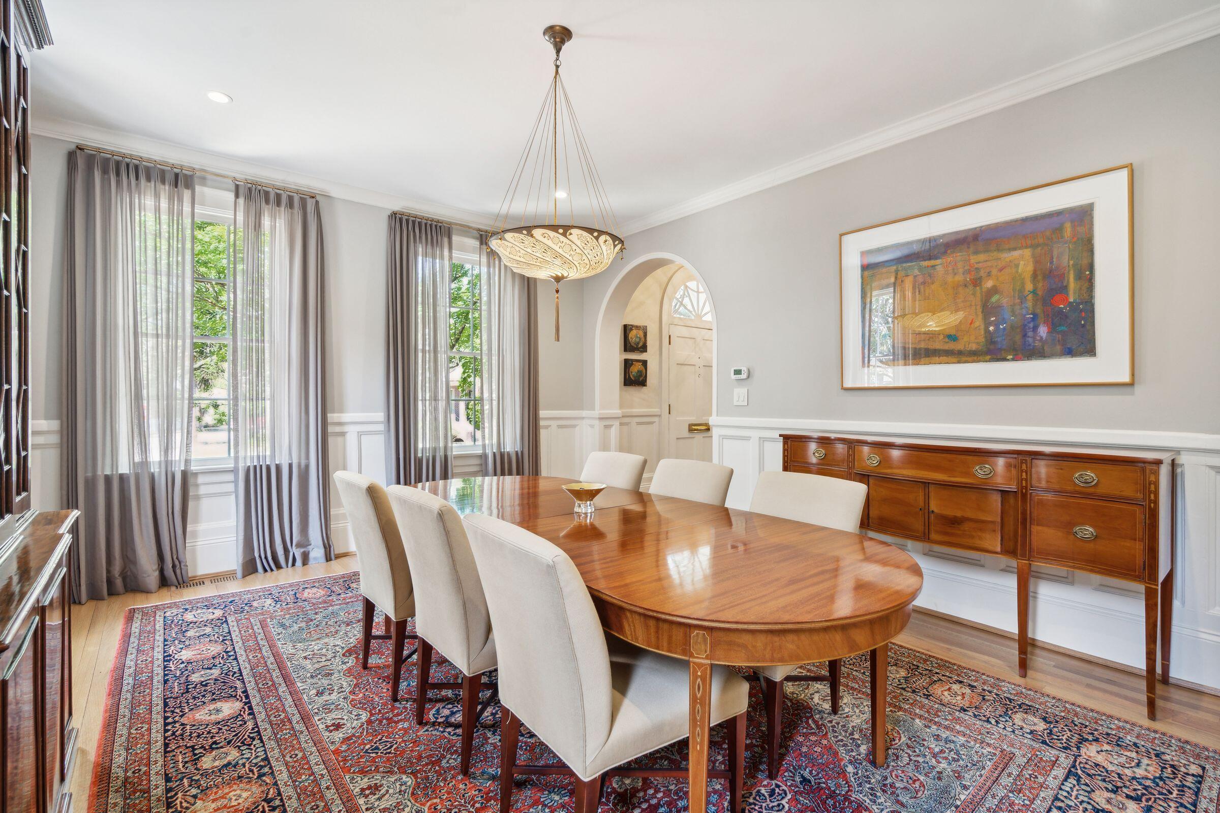 149 South Battery Charleston, SC 29401 - Photo 6 of 45 149 S Battery Dining Room