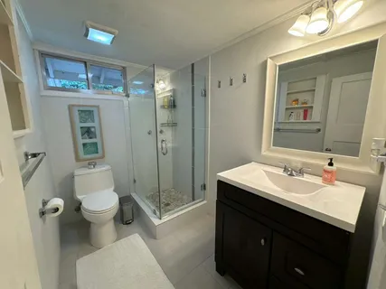 $2,295 | 1101 Holly Street, Unit 1, Austin, TX 78702