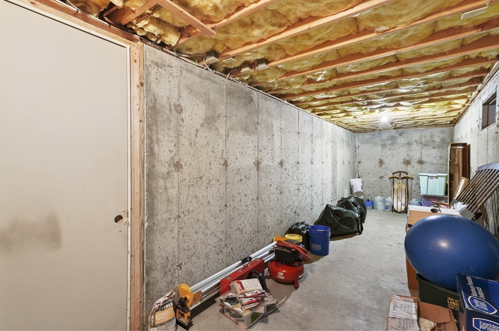 26 Henry Marsh Road Dudley, MA 01571 - Photo 32 of 40 Gallery Image 32