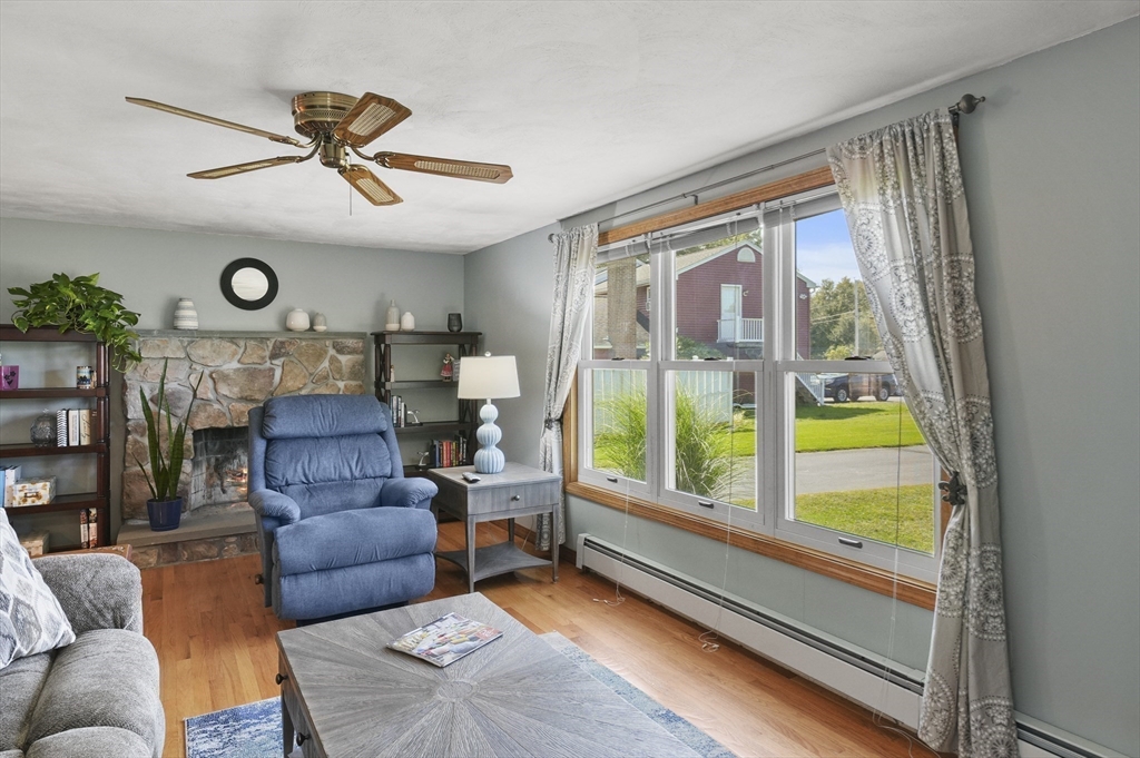 26 Henry Marsh Road Dudley, MA 01571 - Photo 8 of 40 Gallery Image 8