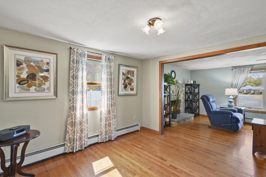 26 Henry Marsh Road Dudley, MA 01571 - Photo 9 of 40 Gallery Image 9