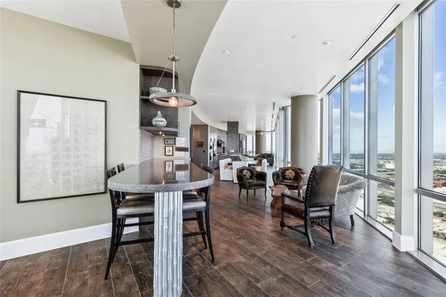 $2,699,000 | 1301 Throckmorton Street, Unit 2503, Fort Worth, TX 76102