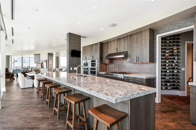 $2,699,000 | 1301 Throckmorton Street, Unit 2503, Fort Worth, TX 76102