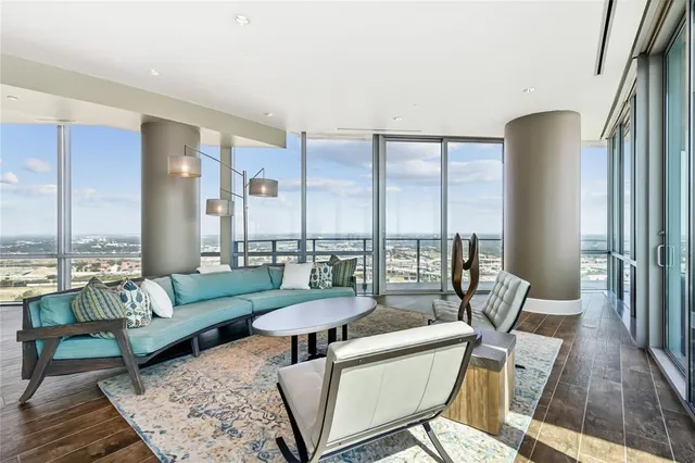 $2,699,000 | 1301 Throckmorton Street, Unit 2503, Fort Worth, TX 76102