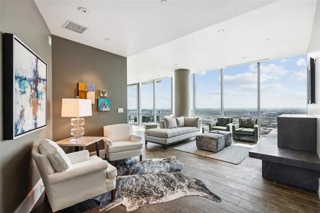 $2,699,000 | 1301 Throckmorton Street, Unit 2503, Fort Worth, TX 76102