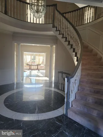 $2,150,000 | 8926 Harvest Square Court, Rockville, MD 20854