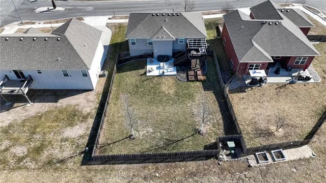 $335,000 | 702 Emily Avenue, Belton, MO 64012