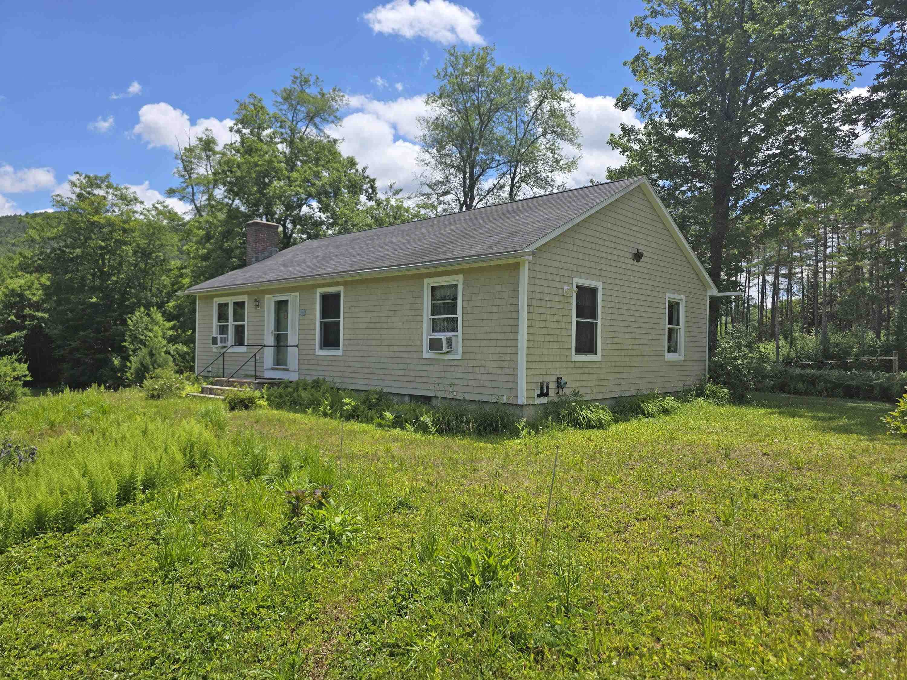 439 Dover Road Newfane, VT 05351 - Photo 2 of 37