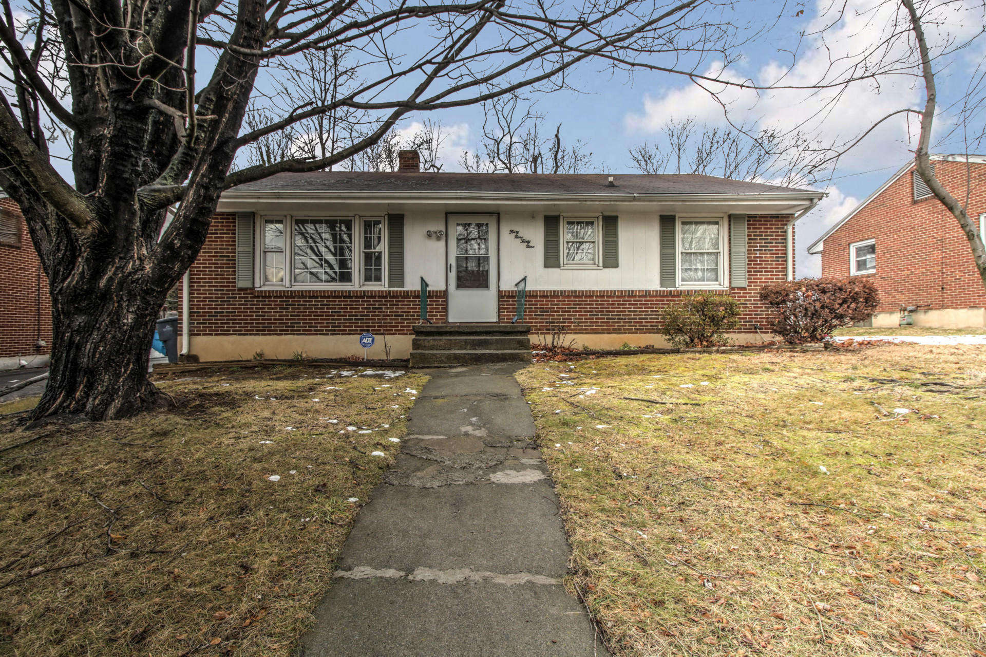 4939 Pomeroy Road Northwest Roanoke, VA 24017 - Photo 1 of 15 fhd_IMG_3715_16_17_18_19_20_21_1_4758141