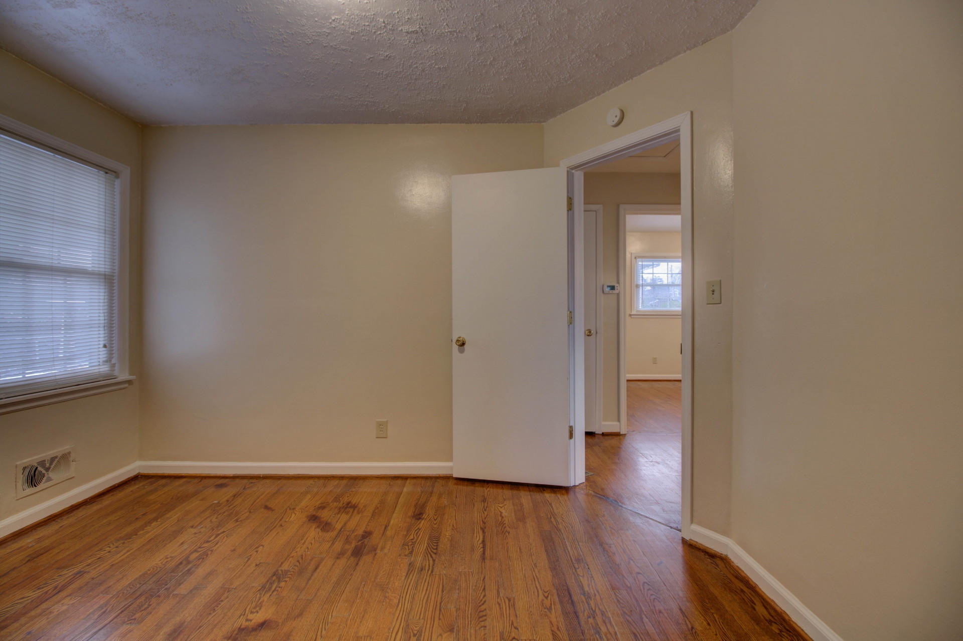 4939 Pomeroy Road Northwest Roanoke, VA 24017 - Photo 6 of 15 fhd_IMG_3659_60_61_62_63_64_65_4758152