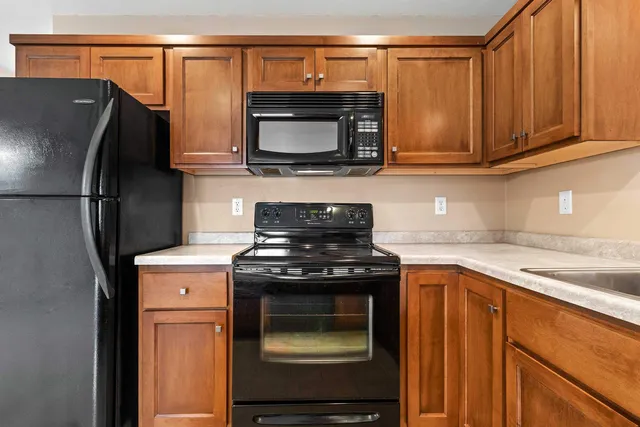 $279,900 | 2171 Trailside Lane, De Pere, WI 54115