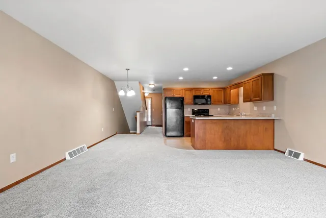 $279,900 | 2171 Trailside Lane, De Pere, WI 54115