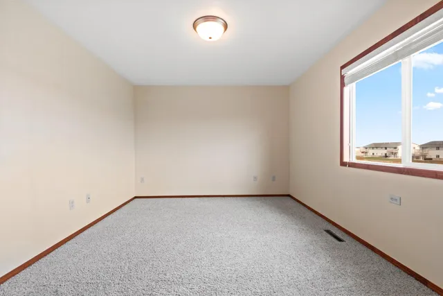 $279,900 | 2171 Trailside Lane, De Pere, WI 54115