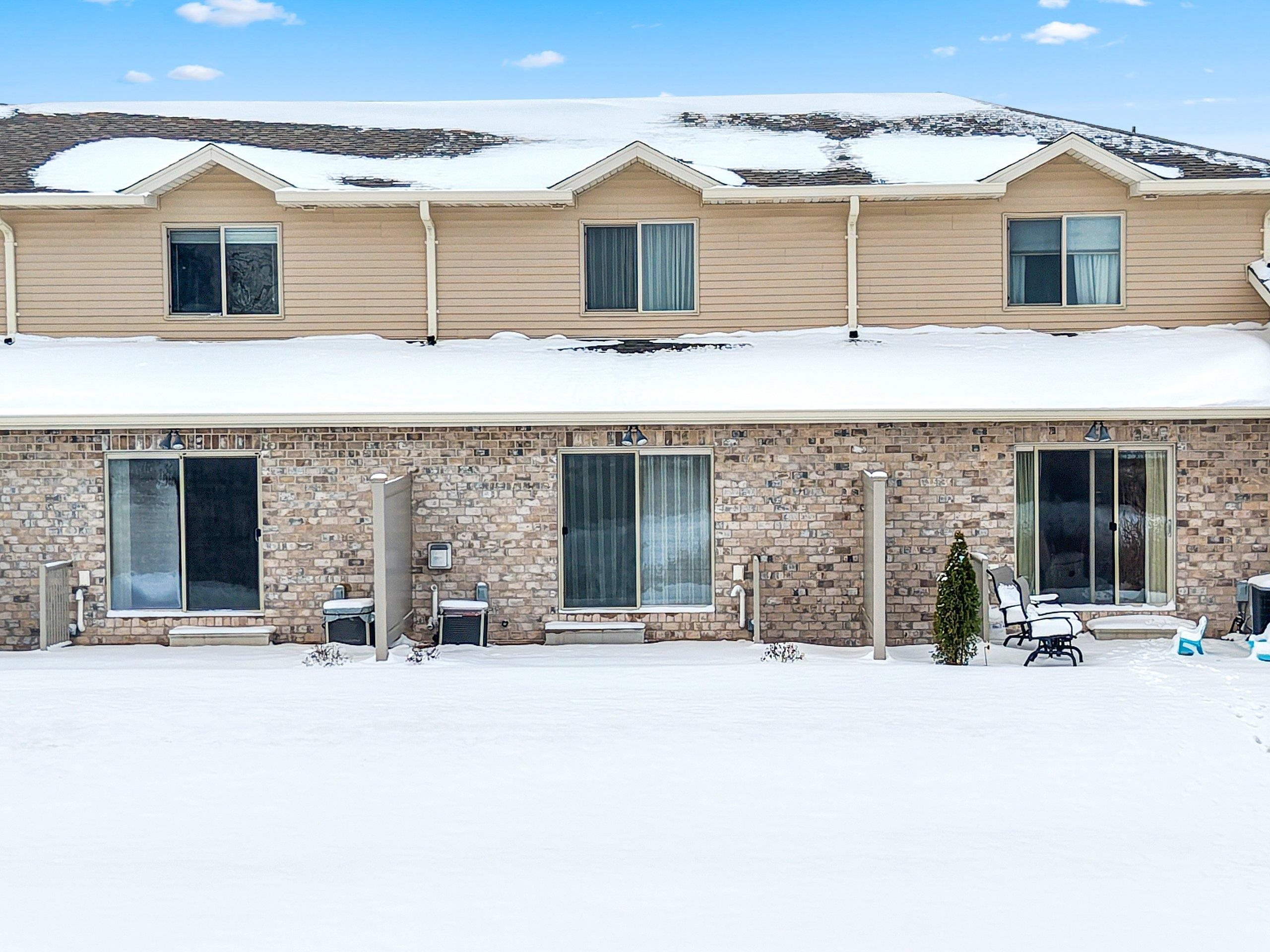 2171 Trailside Lane De Pere, WI 54115 - Photo 2 of 46