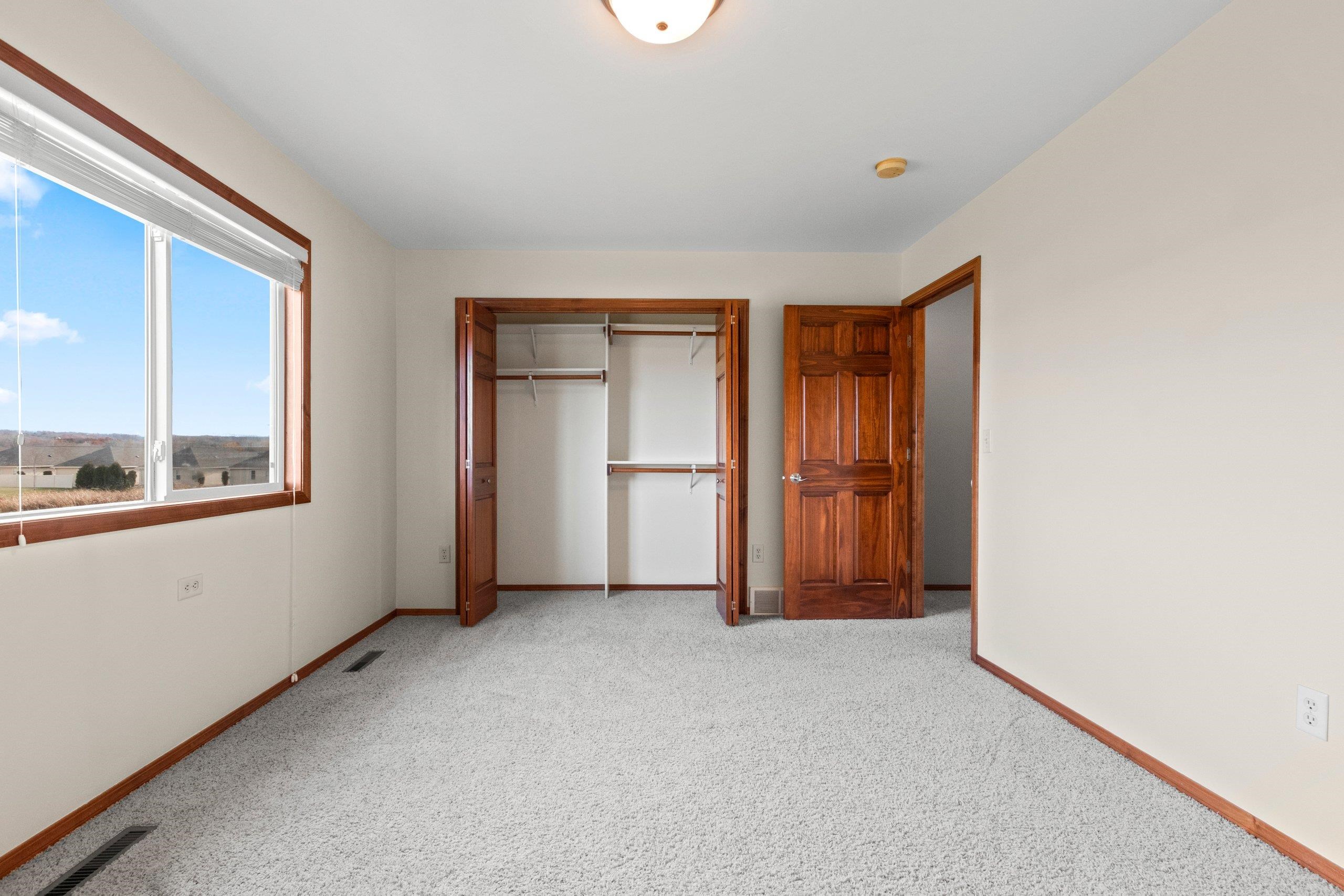 2171 Trailside Lane De Pere, WI 54115 - Photo 21 of 46