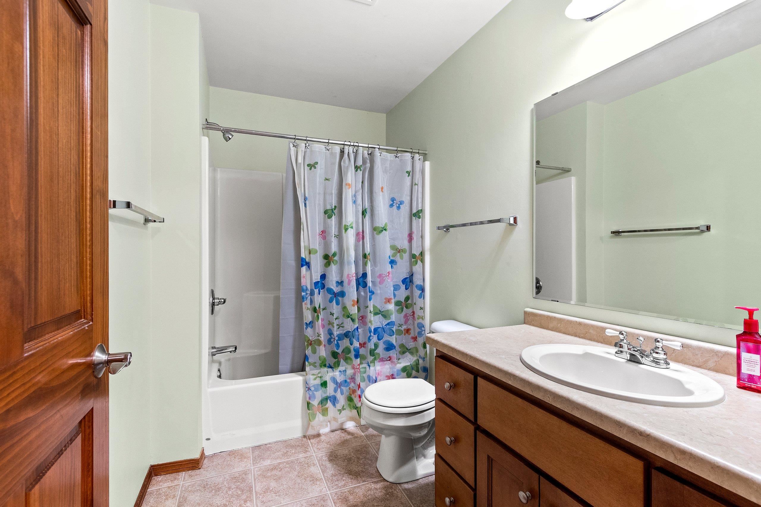 2171 Trailside Lane De Pere, WI 54115 - Photo 23 of 46