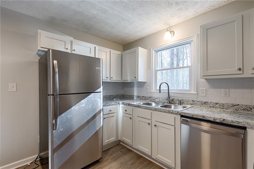 4283 East Paulding Drive, Unit B Dallas, GA 30157 - Photo 8 of 34