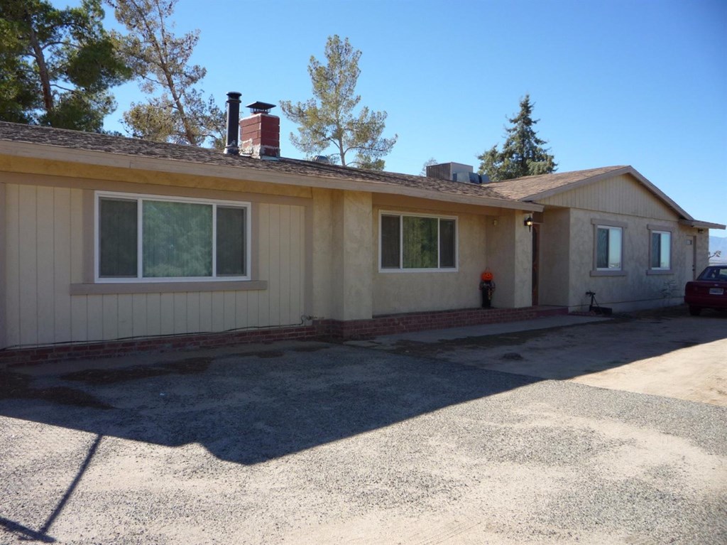 9960 Central Road Apple Valley, CA 92308 - Photo 1 of 1