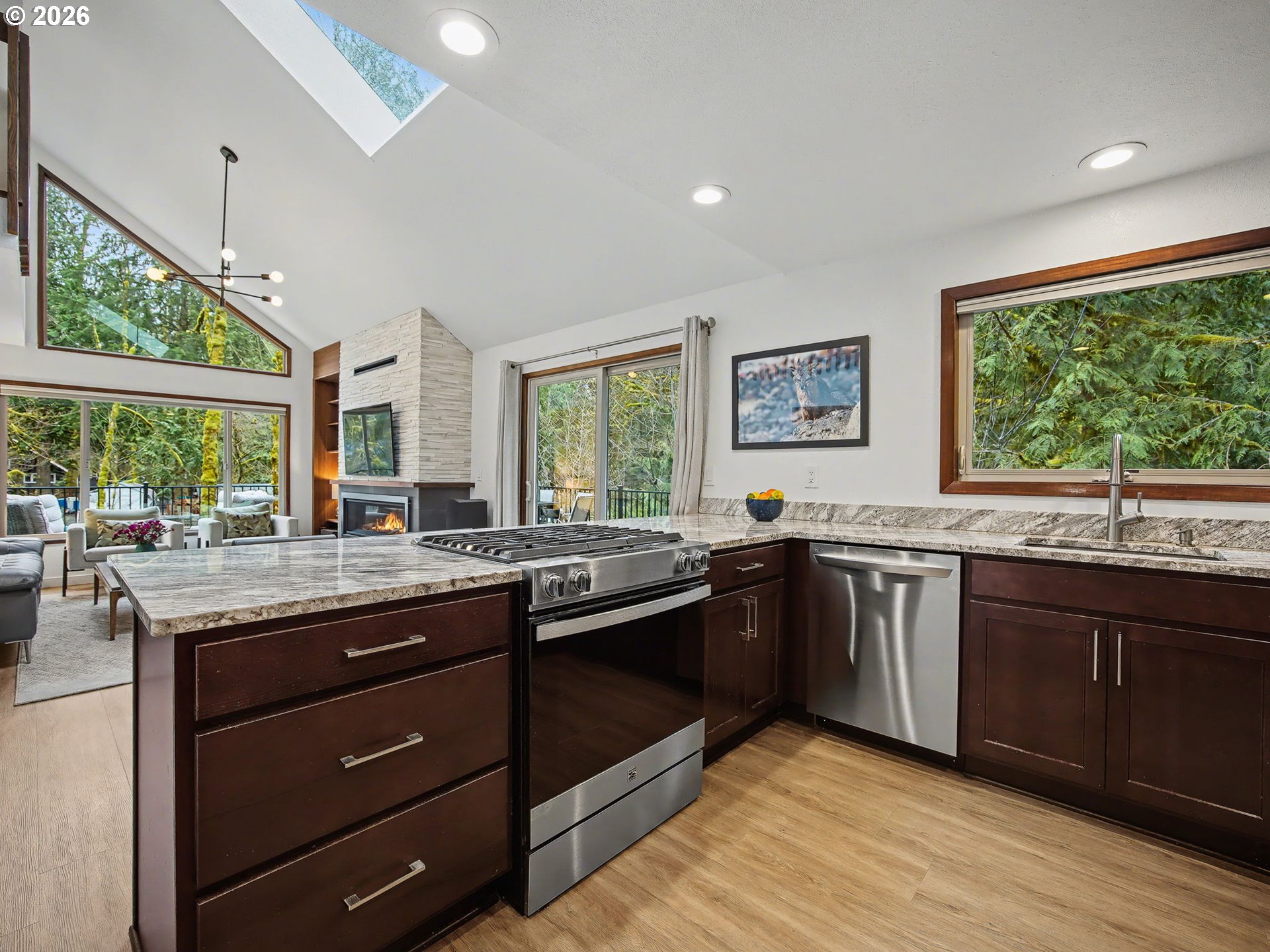 21112 East Mountain Creek Circle Rhododendron, OR 97049 - Photo 13 of 48