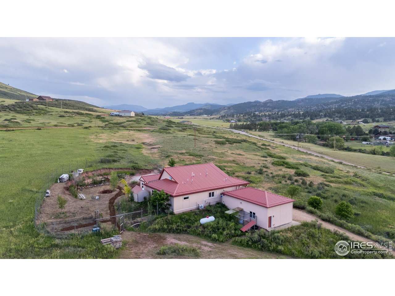 108 Lone Star Road Lyons, CO 80540 - Photo 28 of 43
