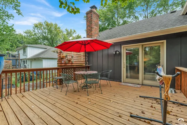 $325,000 | 2556 Jasu Drive, Lawrence, KS 66046