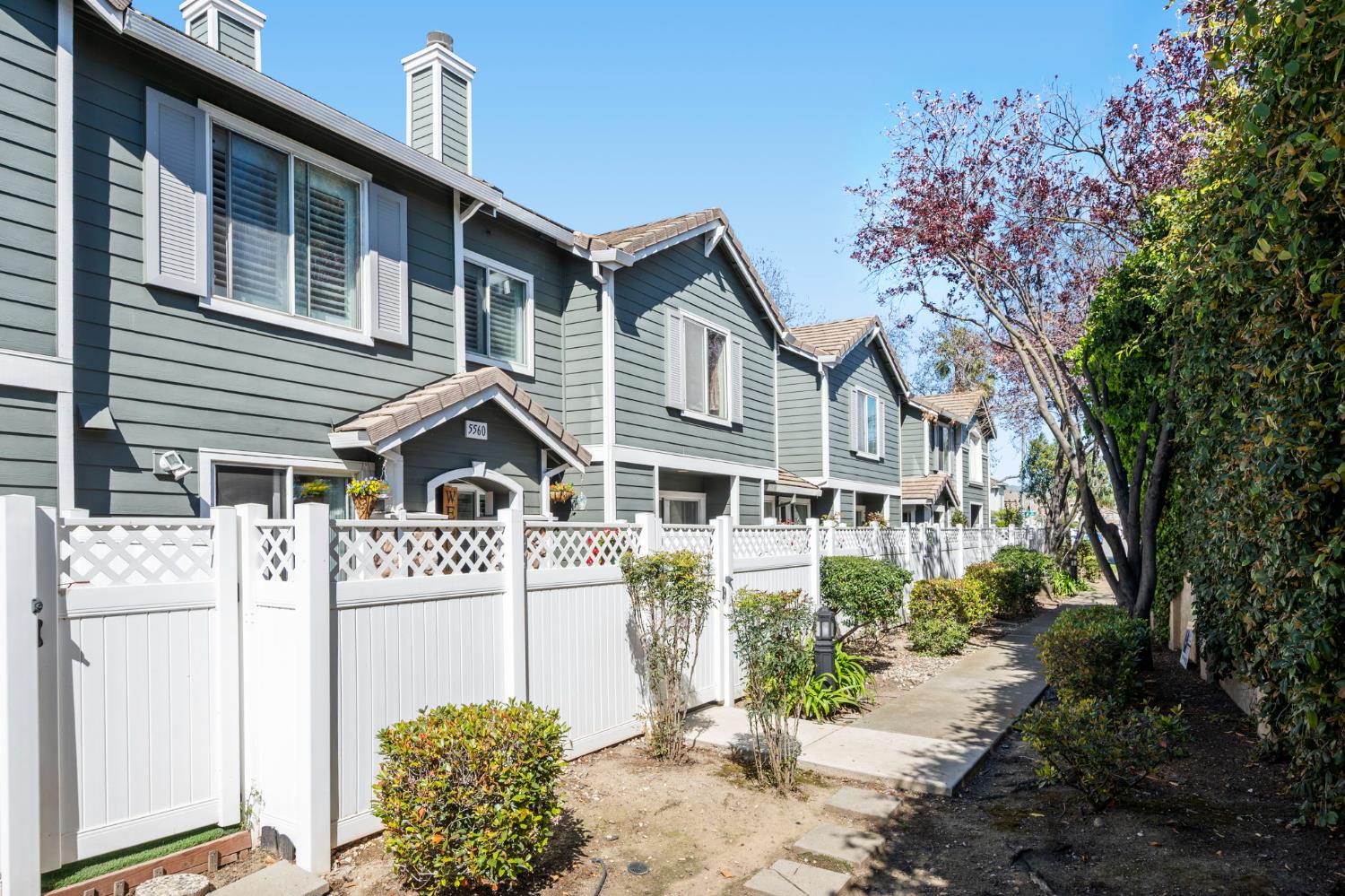 5560 Cosmos Common Fremont, CA 94538 - Photo 2 of 60