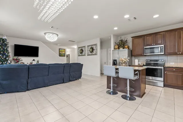 $300,000 | 209 Ibis Falls Loop, Jarrell, TX 76537