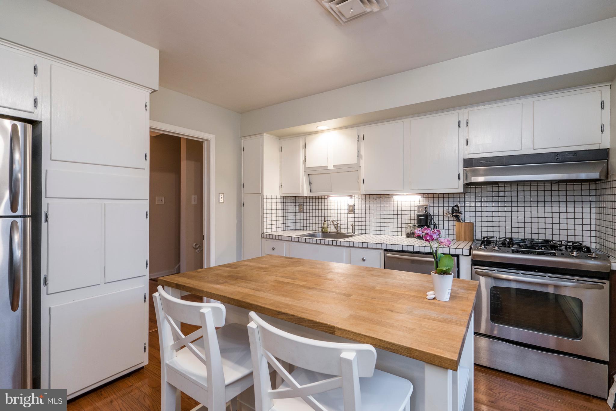 514 Baird Road Merion Station, PA 19066 - Photo 10 of 28 Kitchen