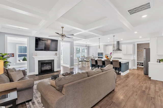 $699,900 | 2 Stony Run Lane, Simpsonville, SC 29681