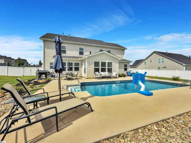 $699,900 | 2 Stony Run Lane, Simpsonville, SC 29681