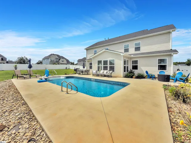 $699,900 | 2 Stony Run Lane, Simpsonville, SC 29681