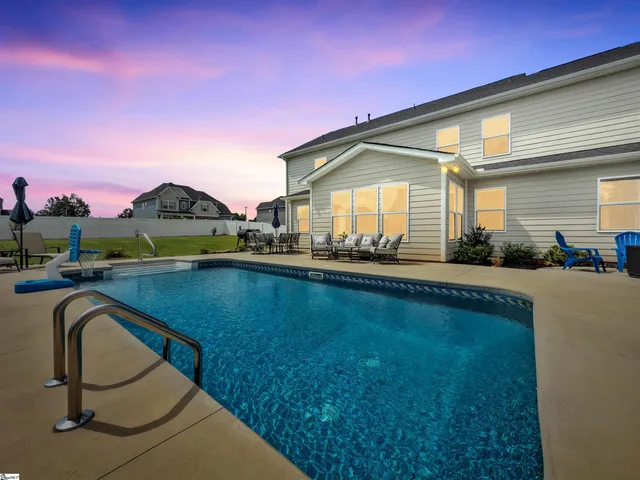 $699,900 | 2 Stony Run Lane, Simpsonville, SC 29681