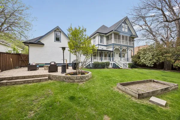 $1,300,000 | 610 North Church Street, McKinney, TX 75069