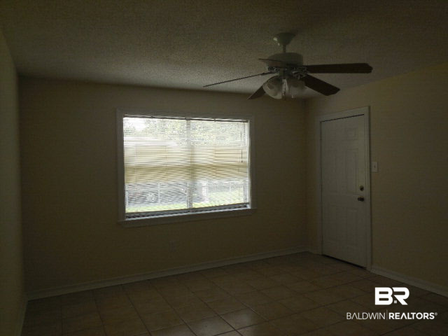 4582 Cindy Drive Mobile, AL 36619 - Photo 3 of 14