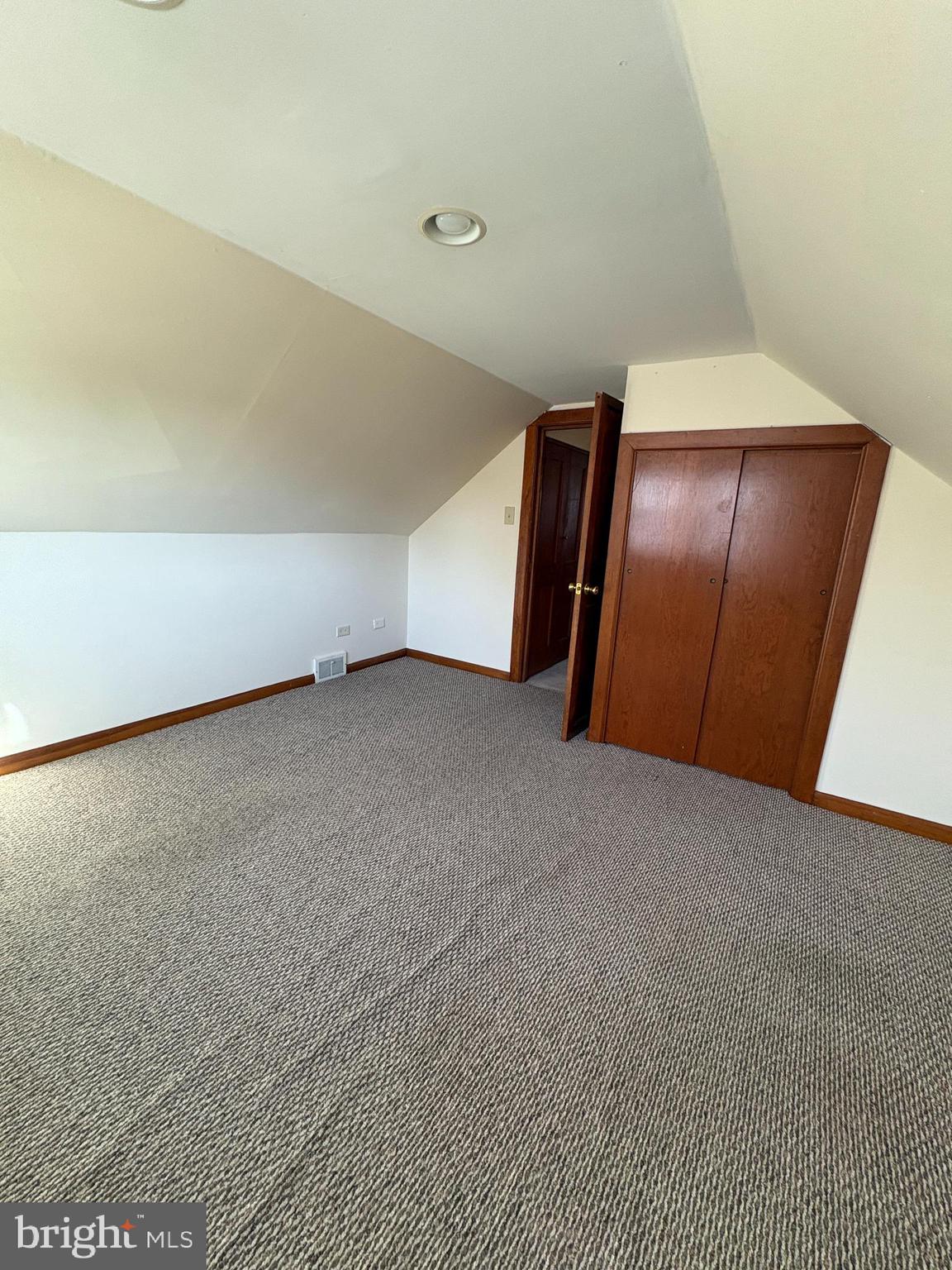 701 Brooke Avenue Magnolia, NJ 08049 - Photo 13 of 17