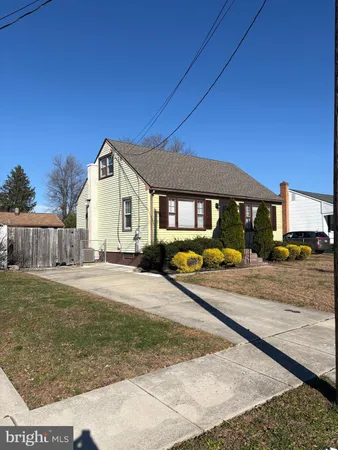$2,450 | 701 Brooke Avenue, Magnolia, NJ 08049
