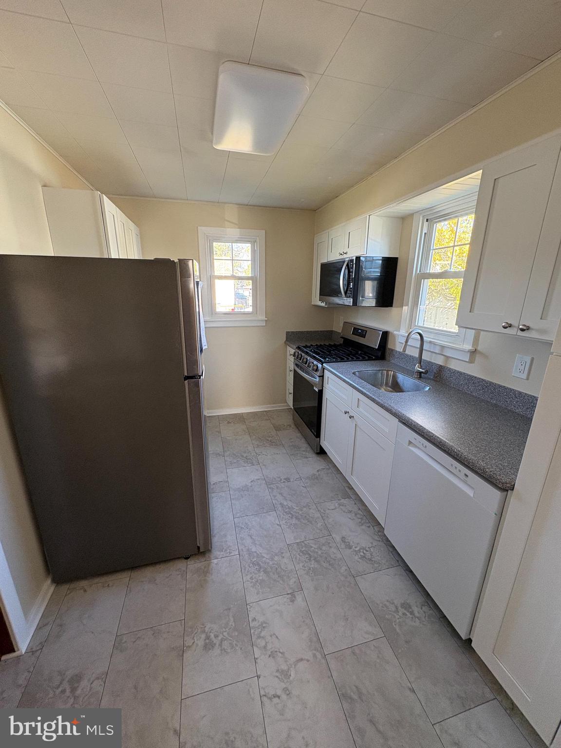 701 Brooke Avenue Magnolia, NJ 08049 - Photo 8 of 17