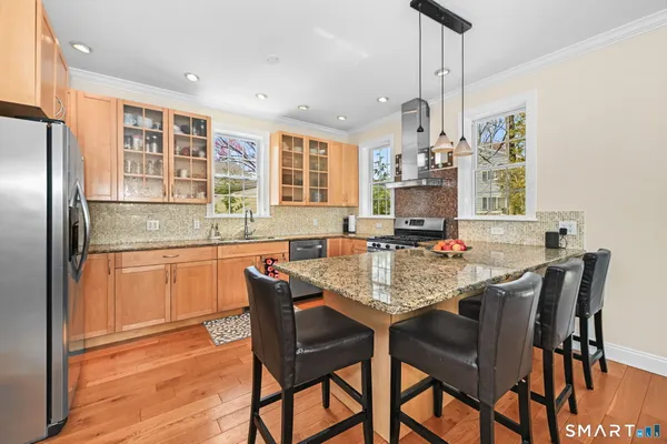 $839,500 | 50 Berkeley Road, Fairfield, CT 06825