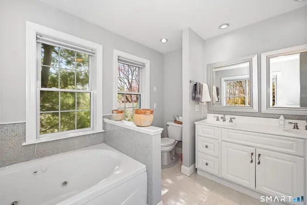 $839,500 | 50 Berkeley Road, Fairfield, CT 06825