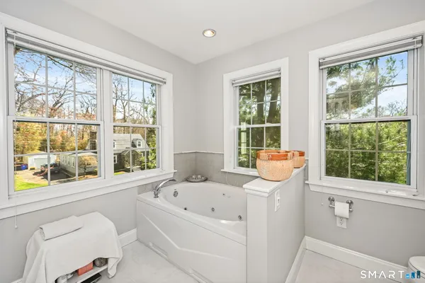 $839,500 | 50 Berkeley Road, Fairfield, CT 06825