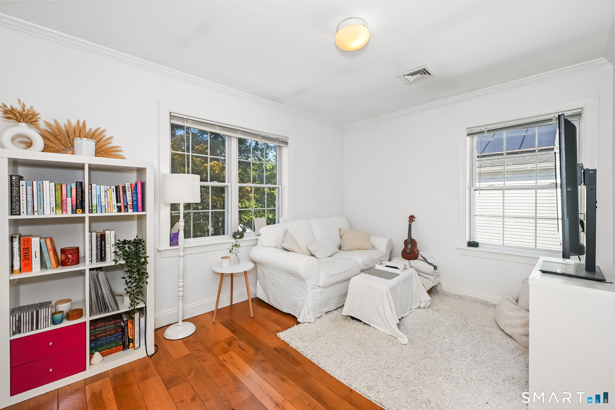 50 Berkeley Road Fairfield, CT 06825 - Photo 20 of 36 Bedroom #3 - opens to bedroom 2, creating a suite
