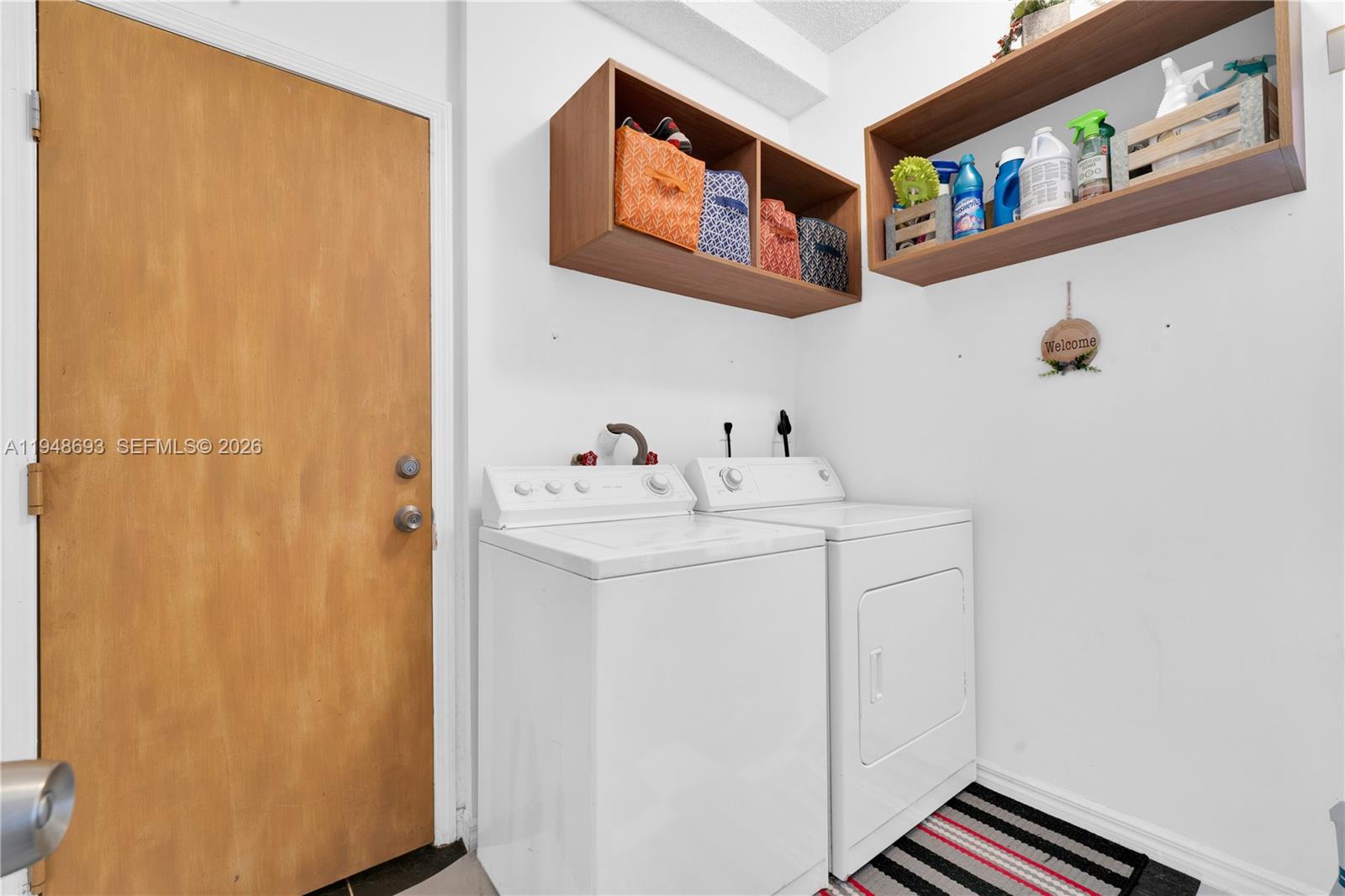 74 Northwest 2nd Street Homestead, FL 33030 - Photo 31 of 41 a utility room with dryer and washer