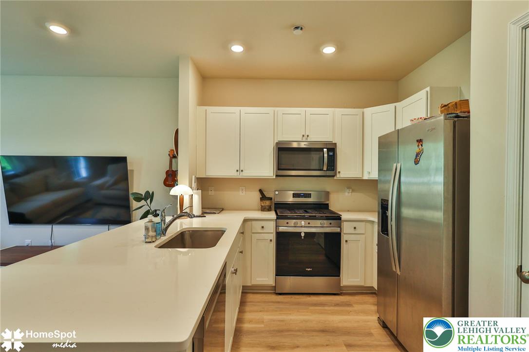 1224 Martin Road Breinigsville, PA 18031 - Photo 12 of 26