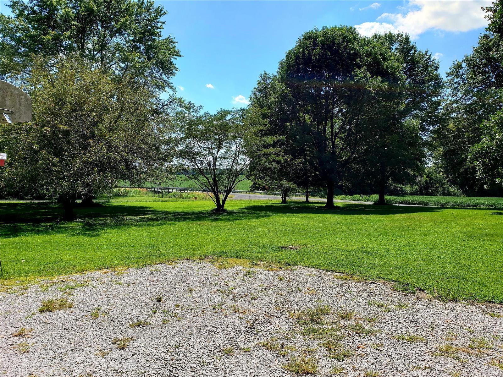 607 Bauer Road Troy, IL 62294 - Photo 25 of 37