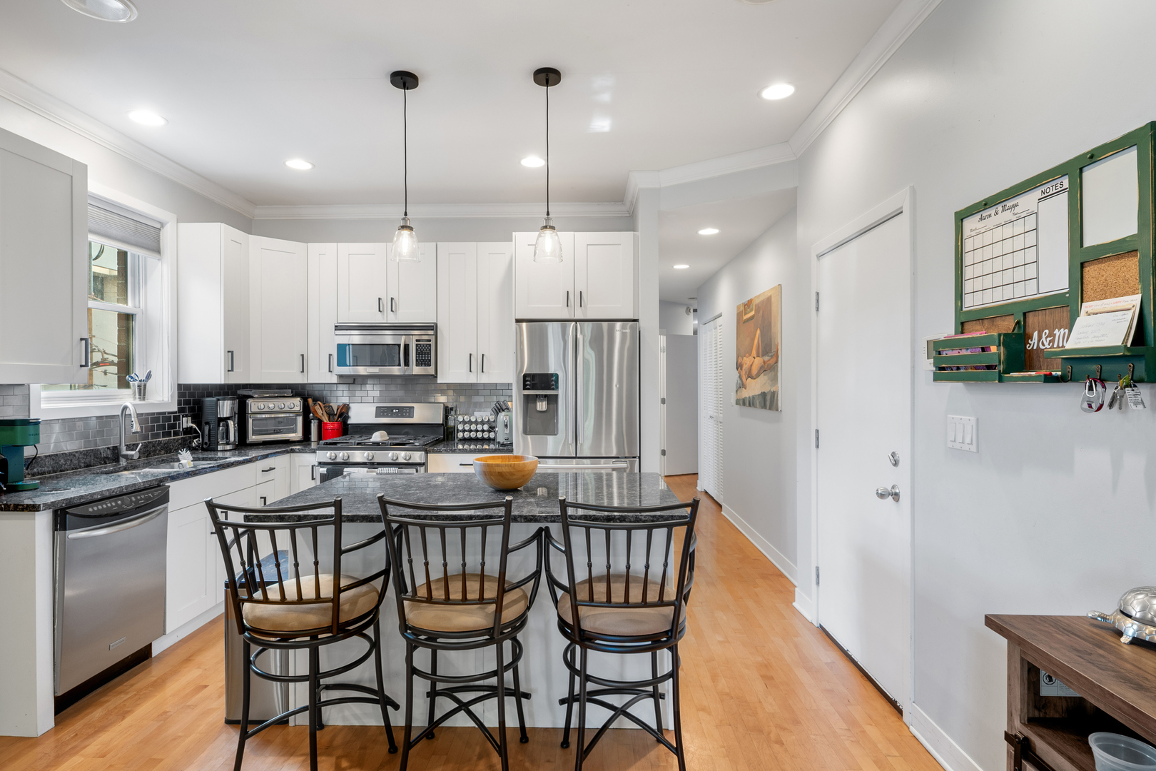 2115 West Crystal Street, Unit 2 Chicago, IL 60622 - Photo 7 of 17